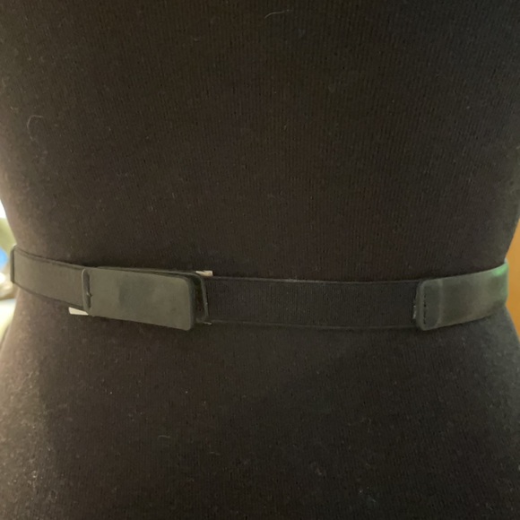 Black and Gold Skinny waist belt - Picture 3 of 5